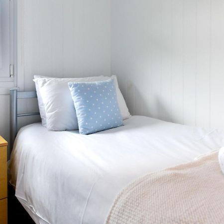 Pass The Keys Gower Beach Staycation Caswell Bay - Sleeps 4 Swansea Exterior photo