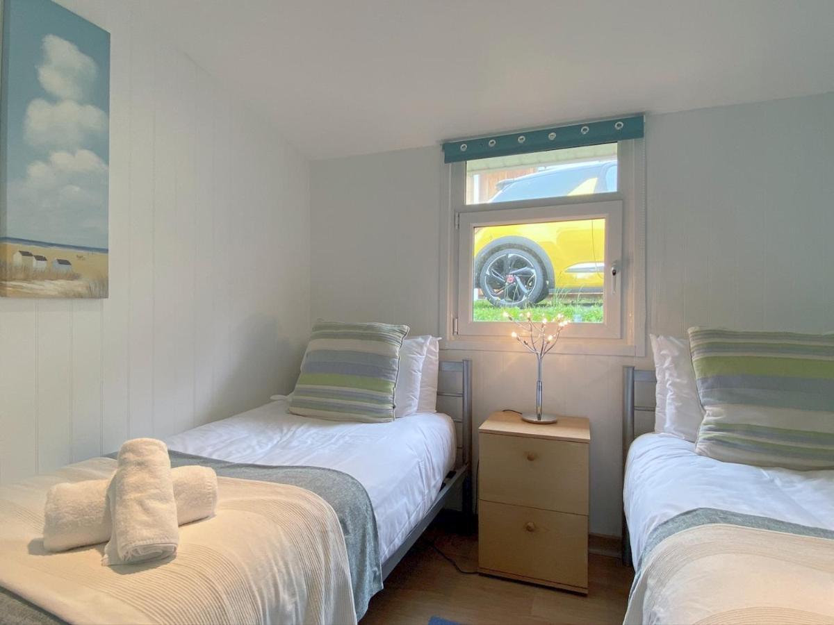 Pass The Keys Gower Beach Staycation Caswell Bay - Sleeps 4 Swansea Exterior photo